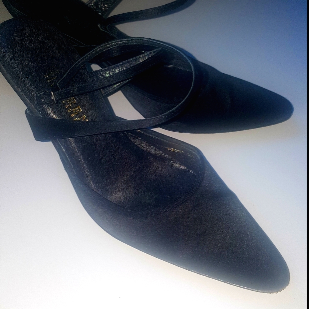 Lauren Ralph Lauren Satin shoe